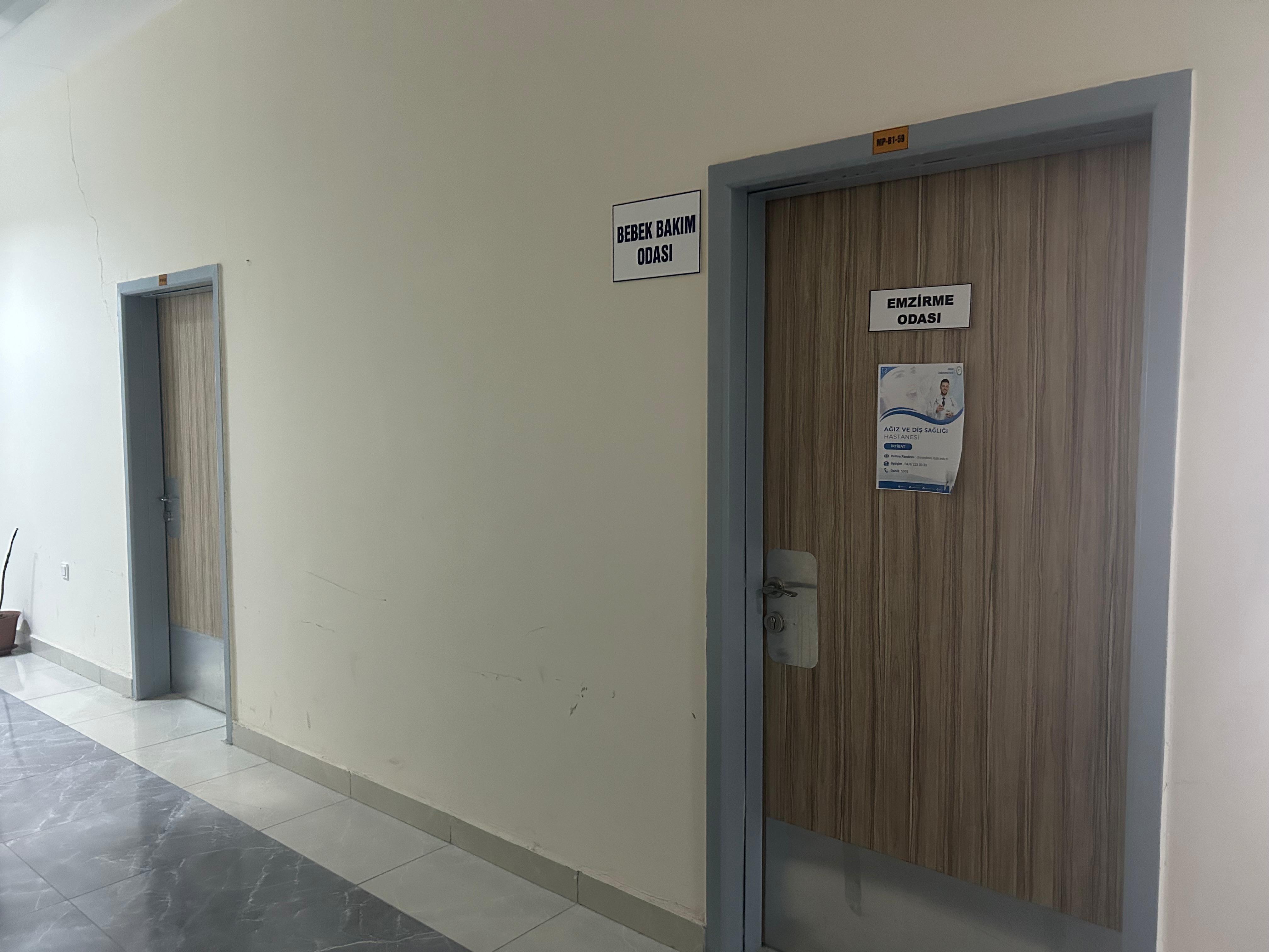 Bebek Emzirme ve Bakım Odası